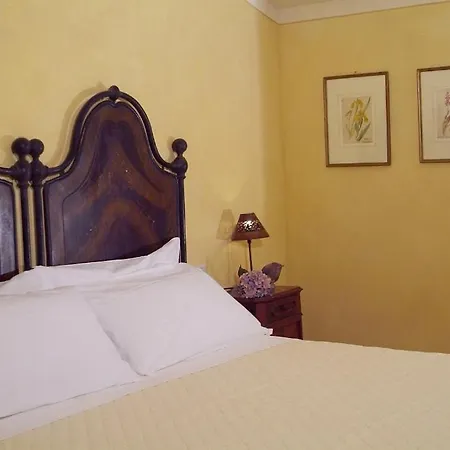 La Tavola Dei Cavalieri Farm stay *