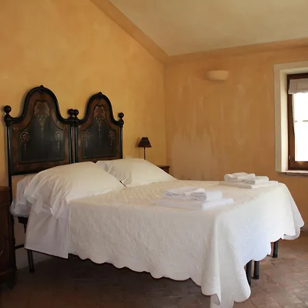 La Tavola Dei Cavalieri Vakantieboerderij *