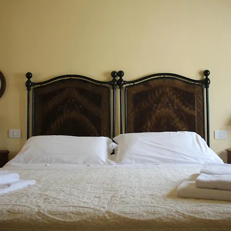 La Tavola Dei Cavalieri *