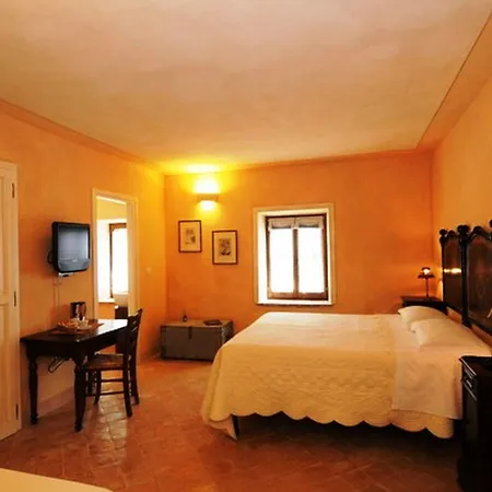 Vakantieboerderij La Tavola Dei Cavalieri *