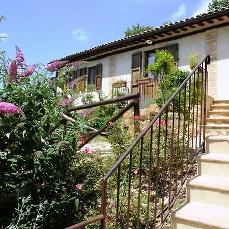 La Tavola Dei Cavalieri *