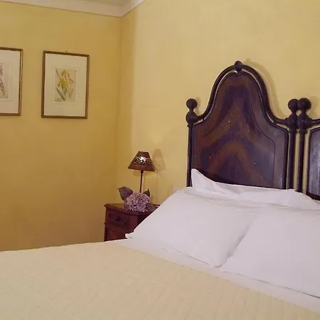 La Tavola Dei Cavalieri Farm stay *